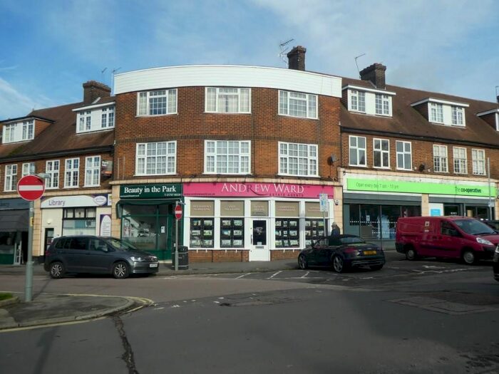 2 Bedroom Property To Rent In Bradmore Green, Brookmans Park, Hatfield, AL9