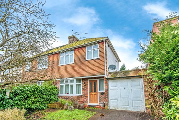 3 Bedroom Semi-Detached House For Sale In Floyds Lane, Pyrford, Surrey, GU22