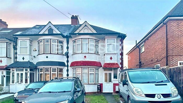 3 Bedroom Semi Detached House For Sale In Dennis Avenue, Wembley, HA9