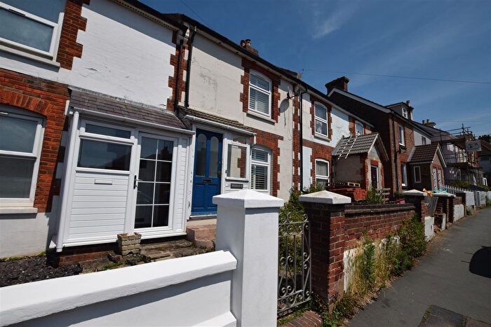 2 Bedroom Terraced House To Rent In Little Common Road, Little Common, TN39