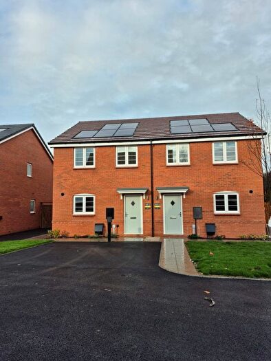 3 Bedroom Town House For Sale In Wood Lane, Higham-On-The-Hill, Nuneaton, CV13