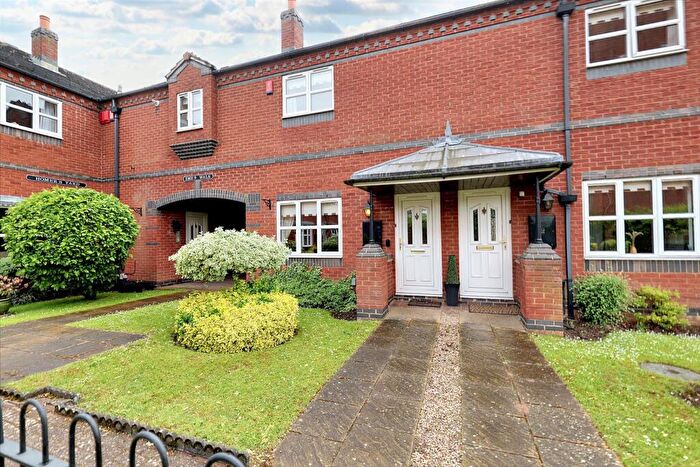 2 Bedroom End Of Terrace House For Sale In Gatehouse Lane, Bedworth, CV12