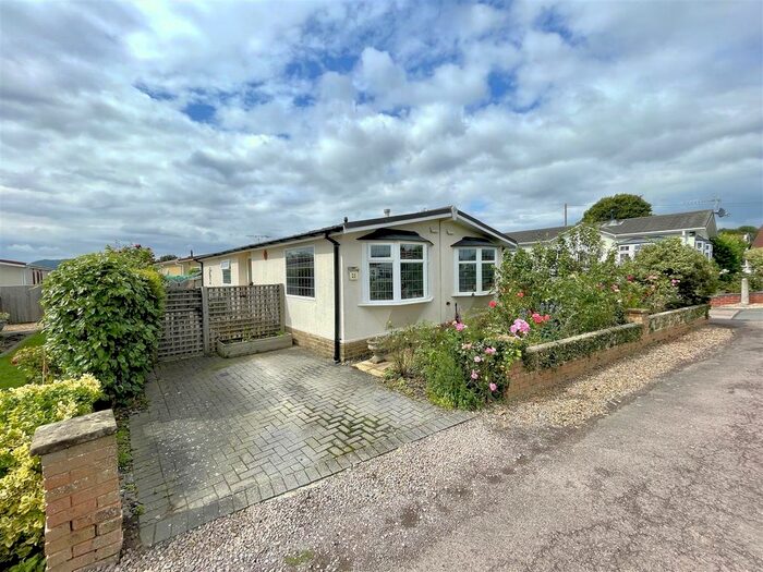 2 Bedroom Park Home For Sale In Upper Pendock, Malvern, WR13