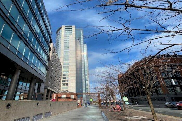 Studio To Rent In Beetham Tower, Liverpool, L3