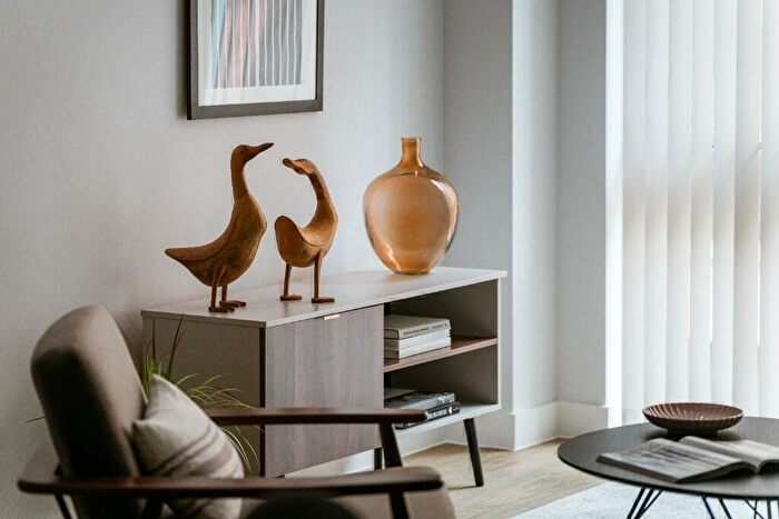 1 Bedroom Apartment To Rent In Lower Essex Street, Birmingham, B5