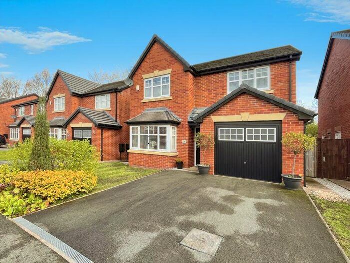 4 Bedroom Detached House To Rent In Poppy Close, Harwood, Bolton, BL2