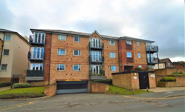 2 Bedroom Flat To Rent In Watford Road, Watford Road, Bricket Wood, AL2