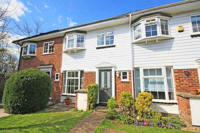 3 Bedroom Terraced House To Rent In Chatsworth Place, Teddington, TW11