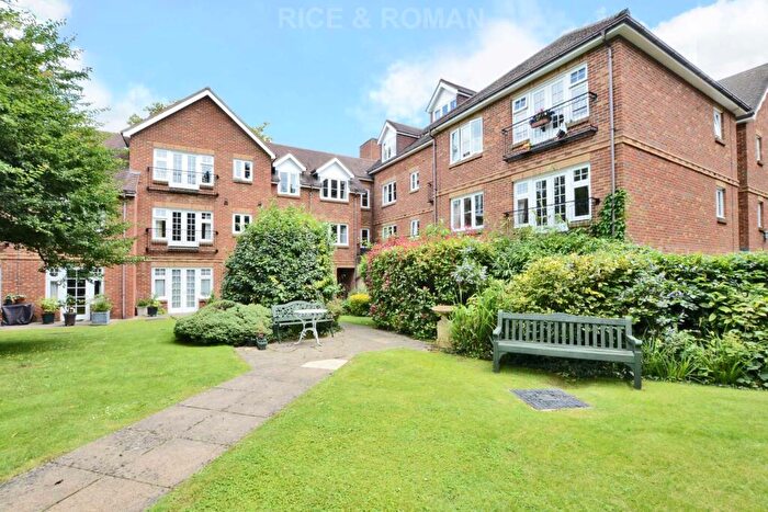 2 Bedroom Retirement Property For Sale In Pegasus Court, Leatherhead, KT22