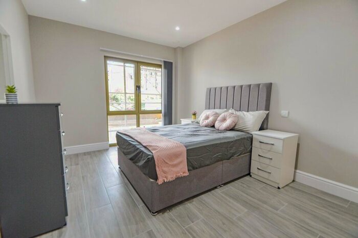 1 Bedroom Apartment To Rent In Station Road, Langley, Berkshire, SL3