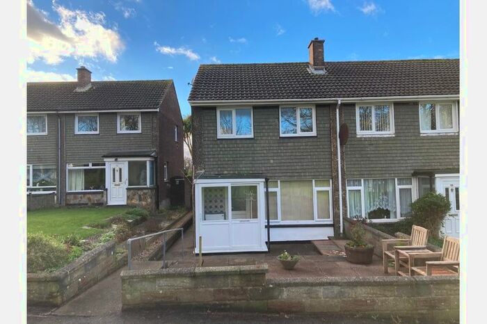 3 Bedroom End Of Terrace House To Rent In Rosevean Avenue, Camborne, TR14