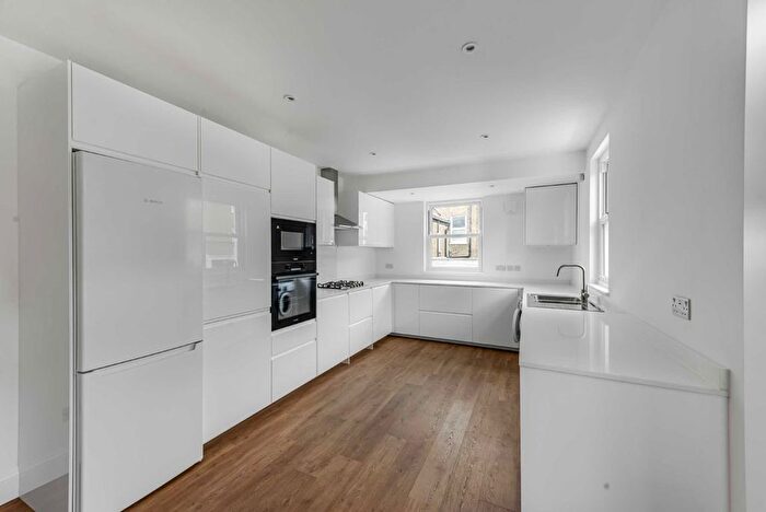 1 Bedroom Flat To Rent In Jubilee Terrace, Fulham, London, SW6