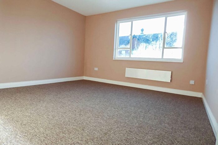 3 Bedroom Flat To Rent In Dereham Terrace, Stakeford, Choppington, NE62
