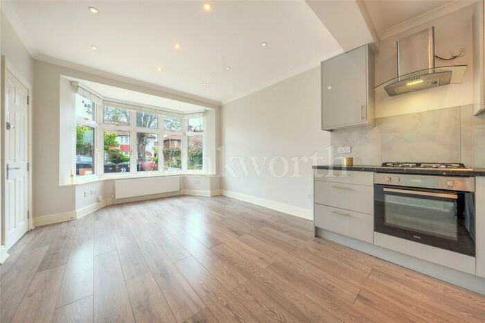 2 Bedroom Apartment To Rent In Cleveland Gardens, London, NW2