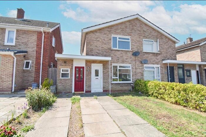 2 Bedroom Semi-Detached House For Sale In Humber Avenue, Bedford, MK41