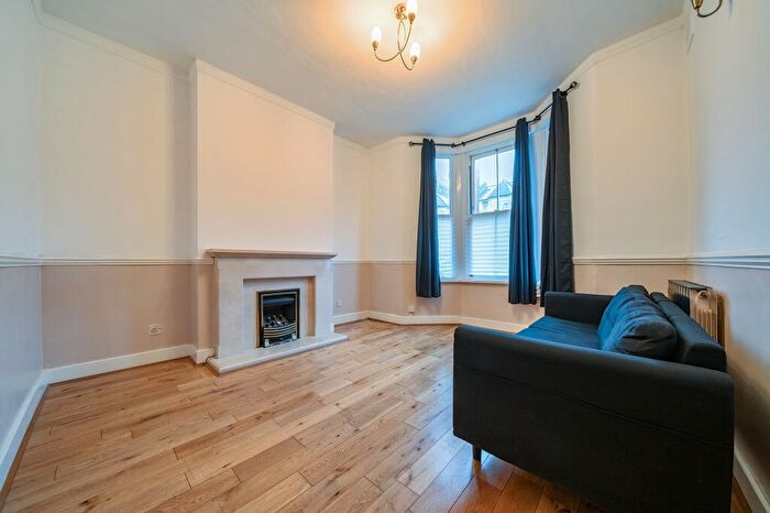 1 Bedroom Flat To Rent In Gosterwood Street, London, SE8