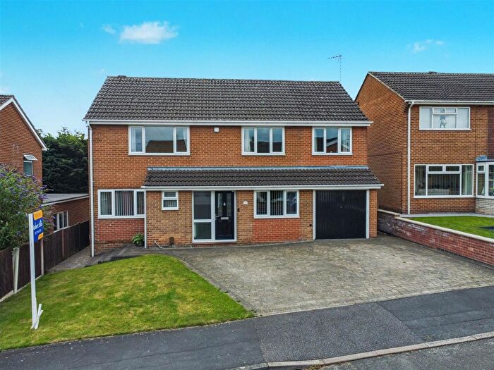5 Bedroom Detached House For Sale In Oak Close, Ockbrook, DE72