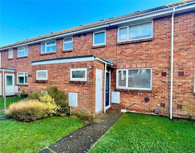 2 Bedroom Terraced House For Sale In Bonington Close, Christchurch, Dorset, BH23