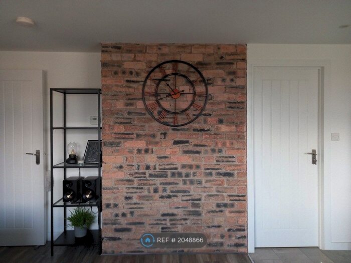 2 Bedroom Flat To Rent In Bothwell Street, Hamilton, ML3