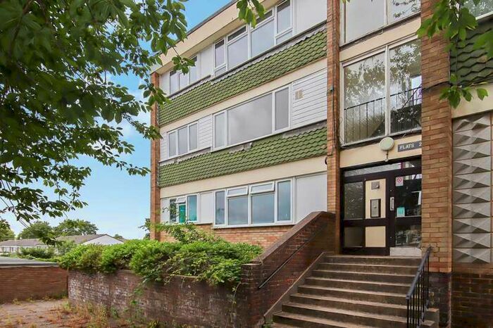 1 Bedroom Apartment To Rent In Livingstone Walk, Hemel Hempstead, HP2