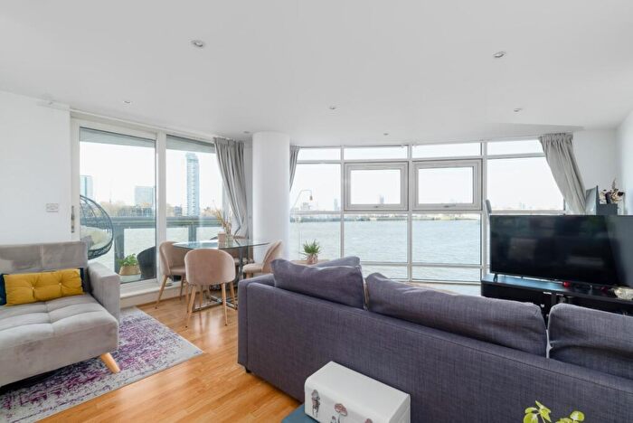 1 Bedroom Apartment To Rent In Crews Street, E14