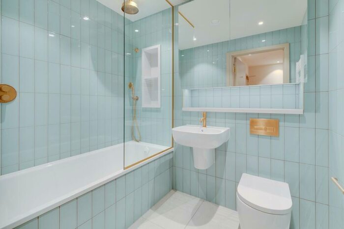 2 Bedroom Apartment To Rent In The Sessile, Ashley Road, Tottenham Hale, N17