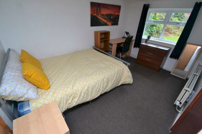5 Bedroom Detached House To Rent In Rolleston Drive, Lenton, Nottingham, NG7