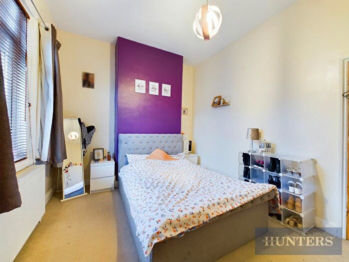 2 Bedroom Terraced House For Sale In Hibernia Street, Scarborough, YO12