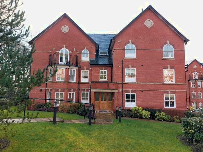 2 Bedroom Flat To Rent In Clevelands Drive, Heaton, Bolton, BL1