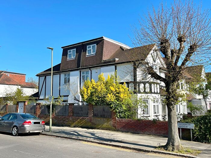 5 Bedroom Detached House To Rent In To Rent - Millway, London, NW7