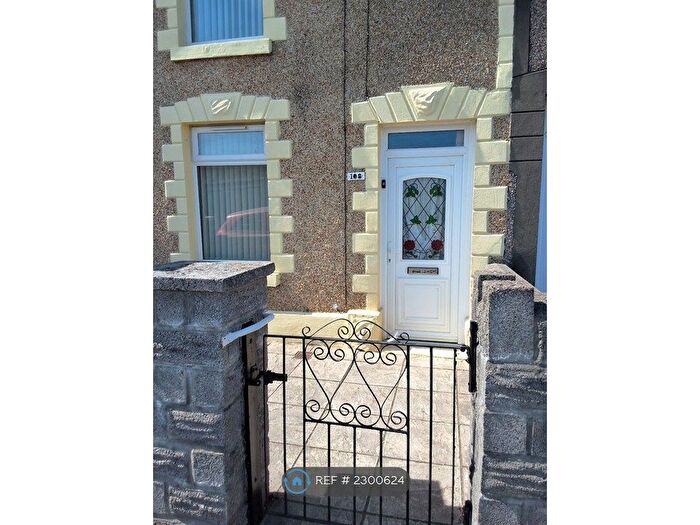 2 Bedroom Terraced House To Rent In Dinas St, Swansea, SA6