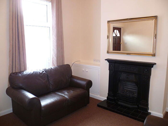 2 Bedroom Terraced House To Rent In Cecil Street, Bougton, CH3