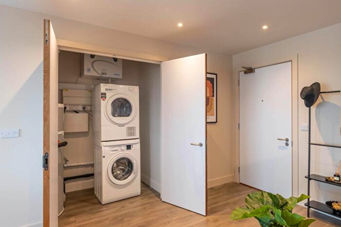 2 Bedroom Apartment To Rent In Broad Street, Ryland Street, Birmingham, B15