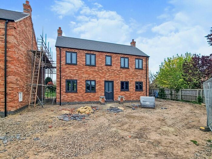 4 Bedroom Detached House For Sale In Bunkers Hill, Wisbech St. Mary, Wisbech, PE13