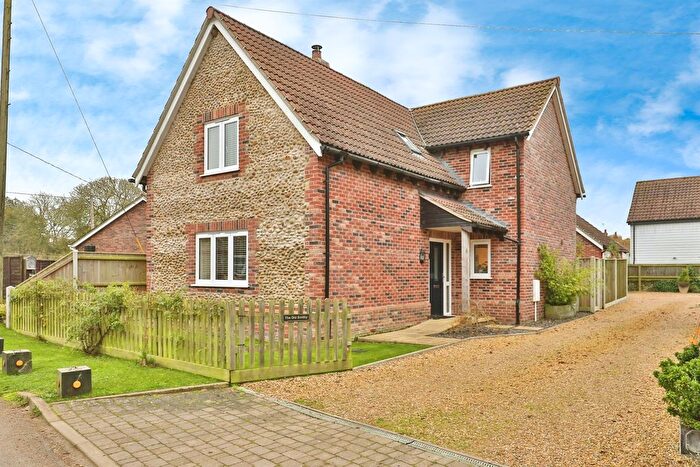 3 Bedroom Detached House For Sale In Castle Acre Road, Great Dunham, Norfolk, PE32