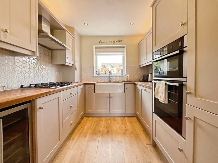 4 Bedroom Terraced House To Rent In Wesley Road, Cherry Willingham, LN3