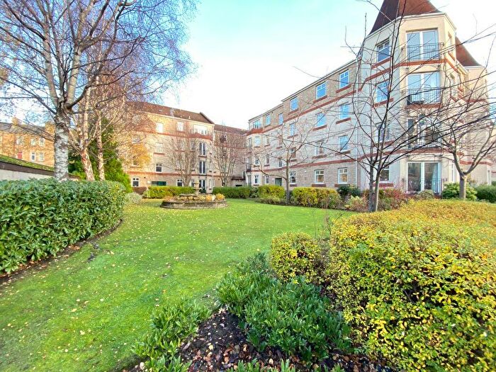 3 Bedroom Flat To Rent In Sinclair Place, Gorgie, Edinburgh, EH11