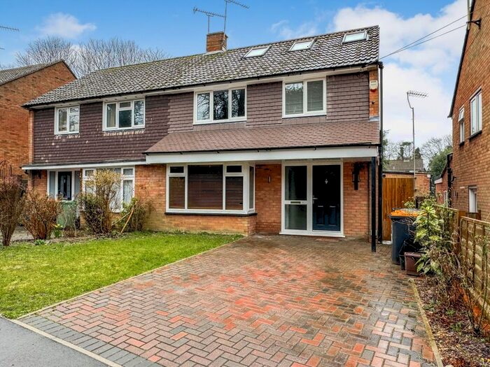 4 Bedroom Semi-Detached House To Rent In Hambro Close, East Hyde, Harpenden, LU2