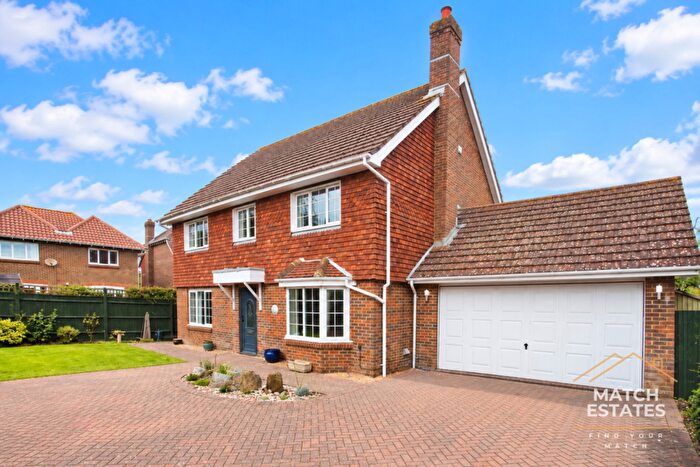 4 Bedroom Detached House To Rent In Meadow Close, Hawkinge, Kent, CT18