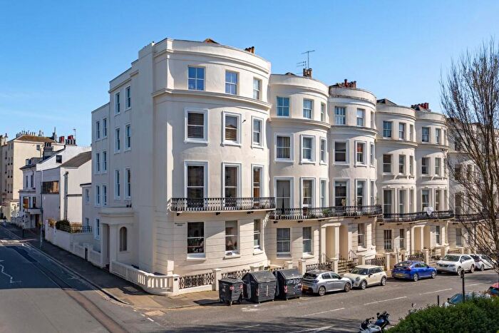 1 Bedroom Apartment For Sale In Lansdowne Place, Hove, BN3