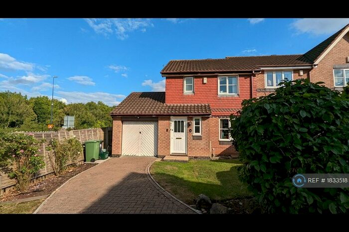 3 Bedroom End Of Terrace House To Rent In Wheatfield Drive, Bradley Stoke, Bristol, BS32
