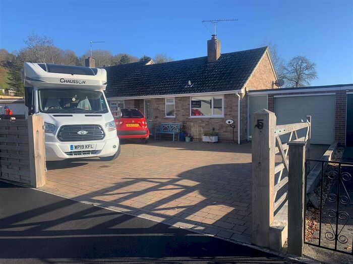 2 Bedroom Semi-Detached Bungalow For Sale In Brent Close, Brent Knoll, Somerset TA9