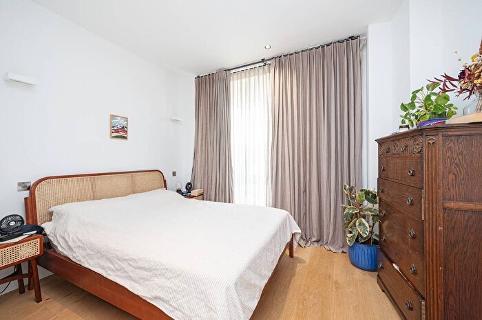 2 Bedroom Flat To Rent In The Arthaus, Hackney, London, E8