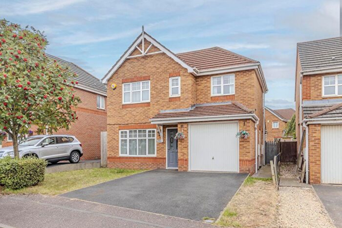 3 Bedroom Detached House To Rent In Watermeadow Grove, Stoke On Trent, ST1