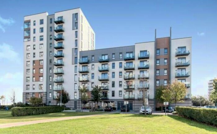 3 Bedroom Flat To Rent In Marina Heights, Pearl Lane, Gillingham, ME7