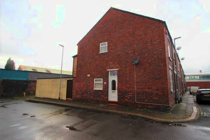 3 Bedroom Terraced House To Rent In Walley Place, Burslem, Stoke-On-Trent, ST6