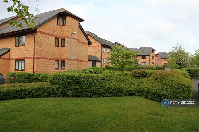 2 Bedroom Flat To Rent In Cavendish Gardens, Chelmsford, CM2