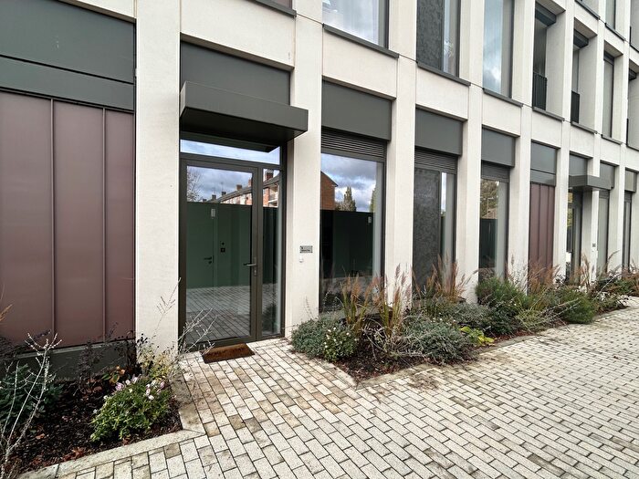 1 Bedroom Property To Rent In Milliners Way, Sheerwater, GU21