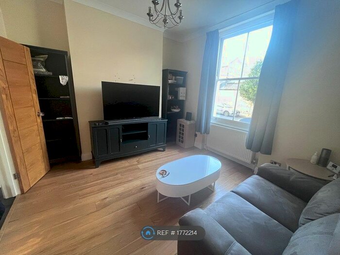 4 Bedroom Terraced House To Rent In Pakenham Street, London, WC1X