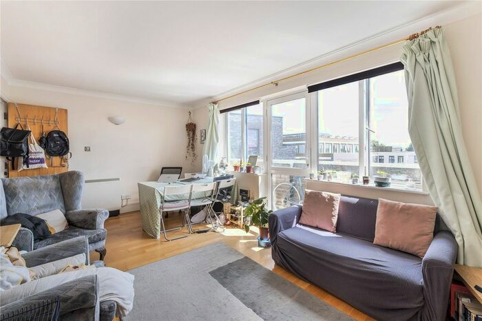 2 Bedroom Flat To Rent In Grange Yard, London, SE1